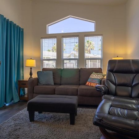 Sky Valley Mineral Hot Springs Resort Desert Hot Springs Bagian luar foto