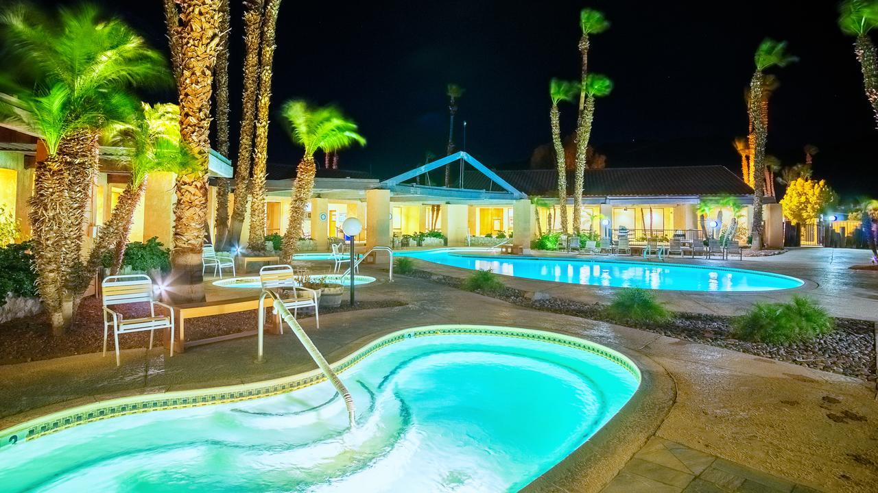 Sky Valley Mineral Hot Springs Resort Desert Hot Springs Bagian luar foto